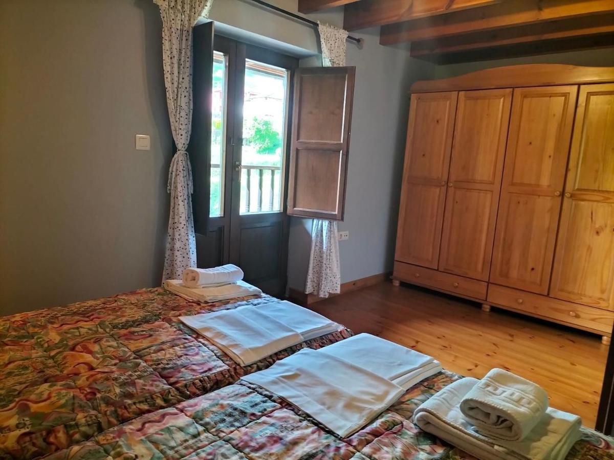 Apartamentos La Corona Llames de Parres Εξωτερικό φωτογραφία