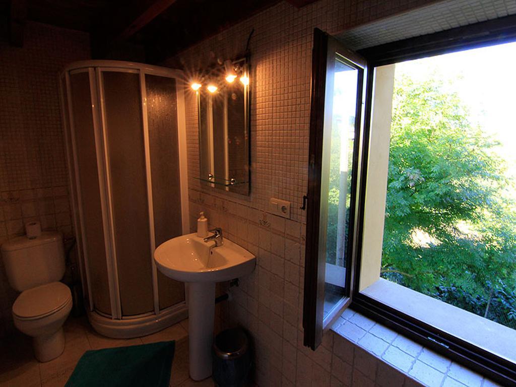 Apartamentos La Corona Llames de Parres Δωμάτιο φωτογραφία