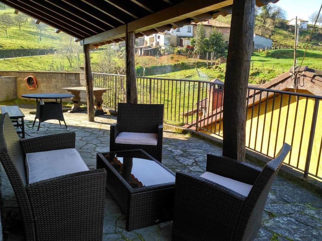 Apartamentos La Corona Llames de Parres Εξωτερικό φωτογραφία